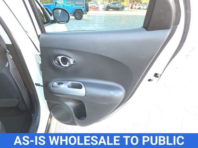 Used 2014 Nissan Juke S image 34