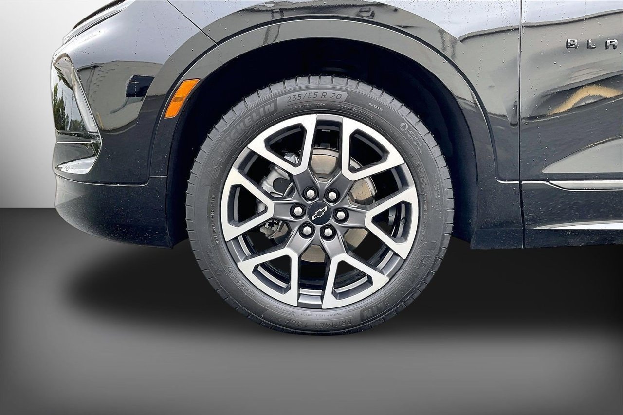 Used 2023 Chevrolet Blazer RS w/ Enhanced Convenience Package FWD image 34