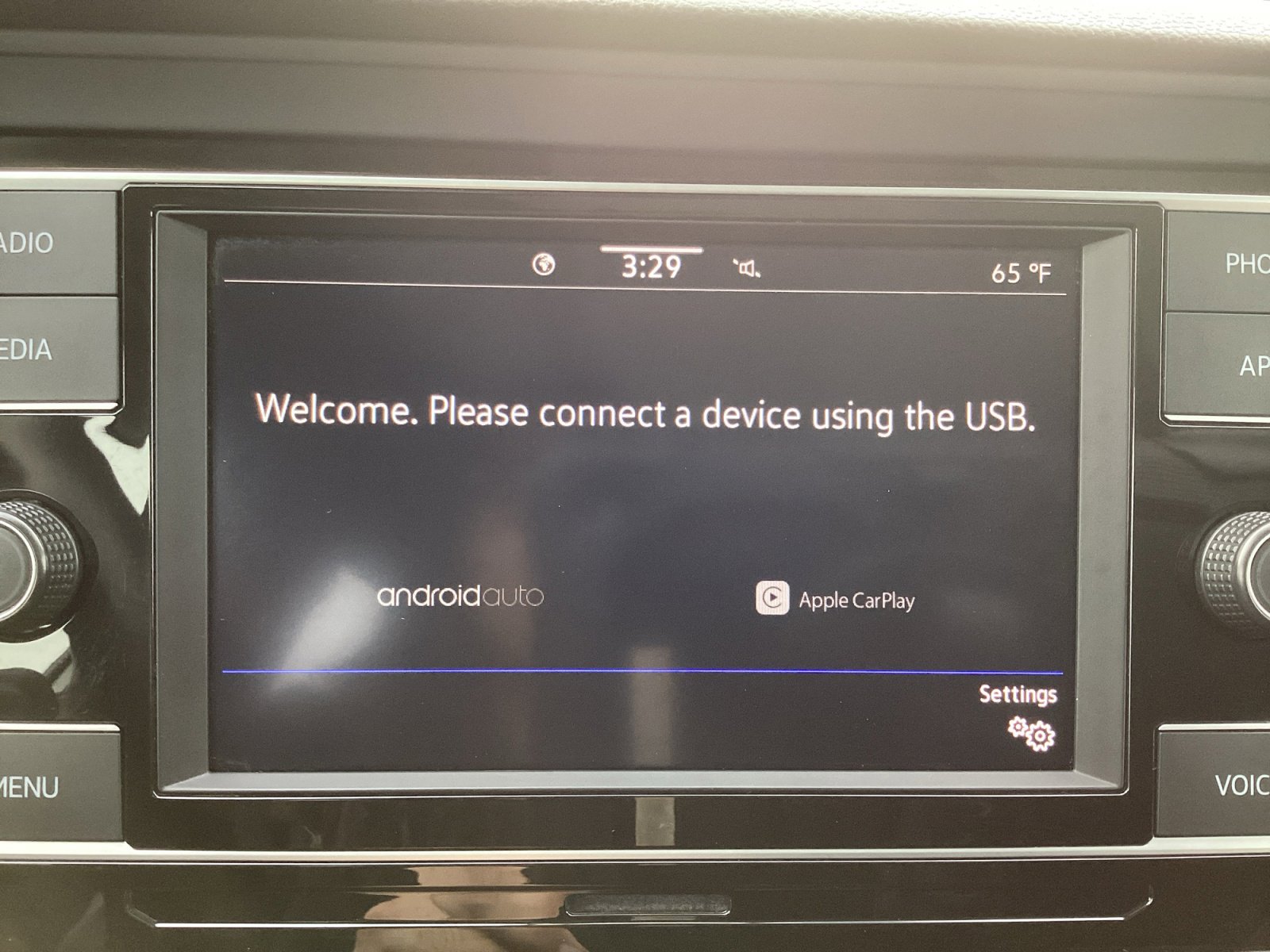 Used 2024 Volkswagen Jetta SE image 20