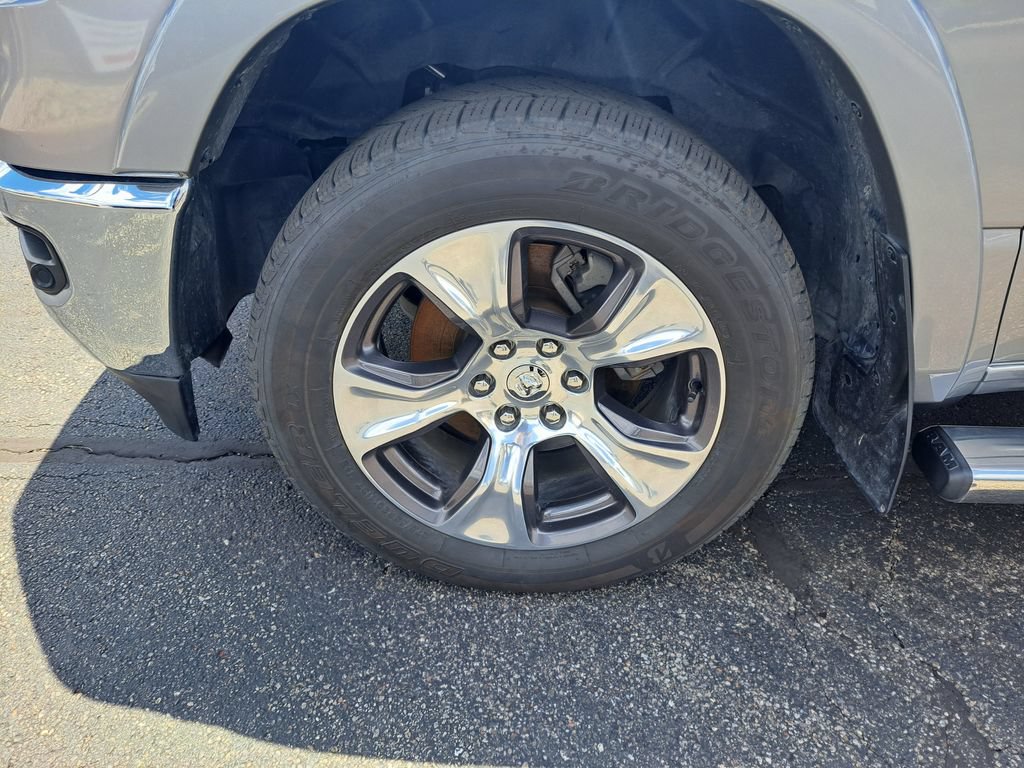 Used 2019 RAM 1500 Laramie AWD/4WD image 36