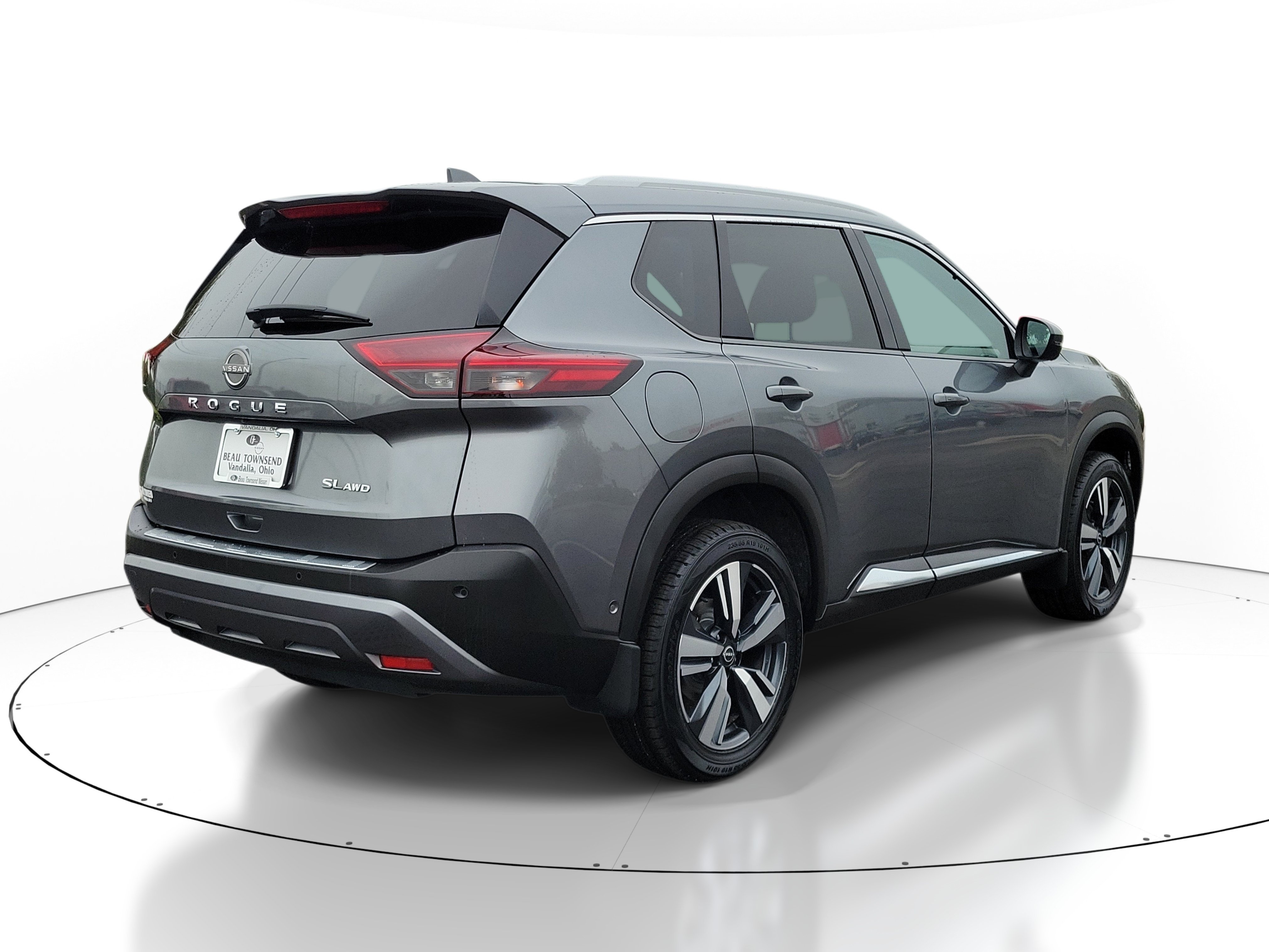 Used 2023 Nissan Rogue SL w/ SL Premium Package AWD/4WD image 4