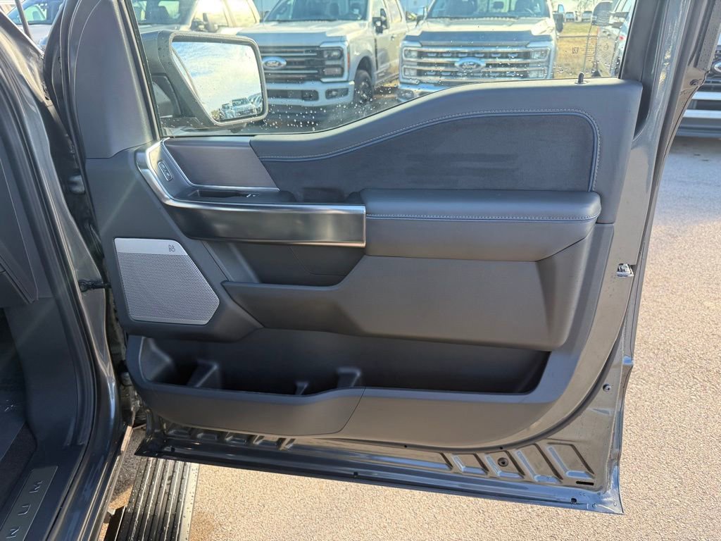 New 2025 Ford F150 Platinum w/ FX4 Off-Road Package image 18