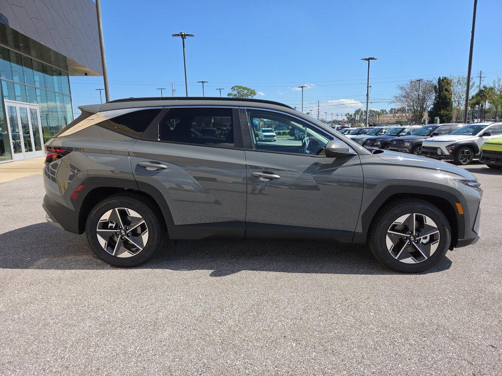 New 2026 Hyundai Tucson SEL Plus FWD image 9