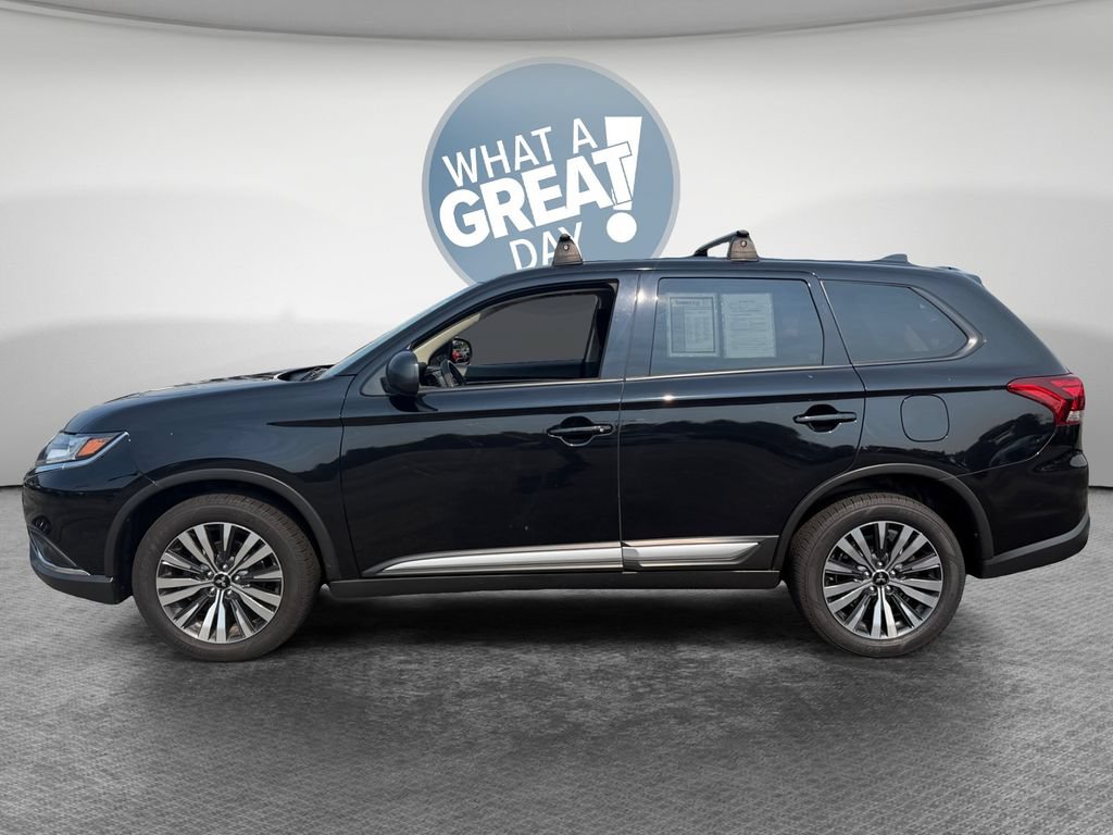 Used 2020 Mitsubishi Outlander SE AWD/4WD image 7