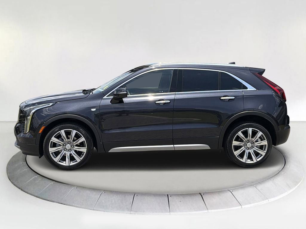 Certified 2023 Cadillac XT4 Premium Luxury FWD image 2