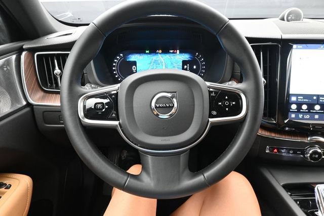 Used 2023 Volvo XC60 B5 Ultimate w/ Climate Package AWD/4WD image 24
