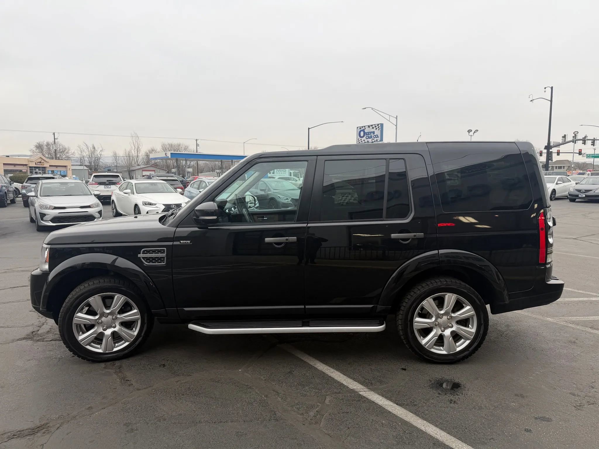 Used 2015 Land Rover LR4 HSE AWD/4WD image 6