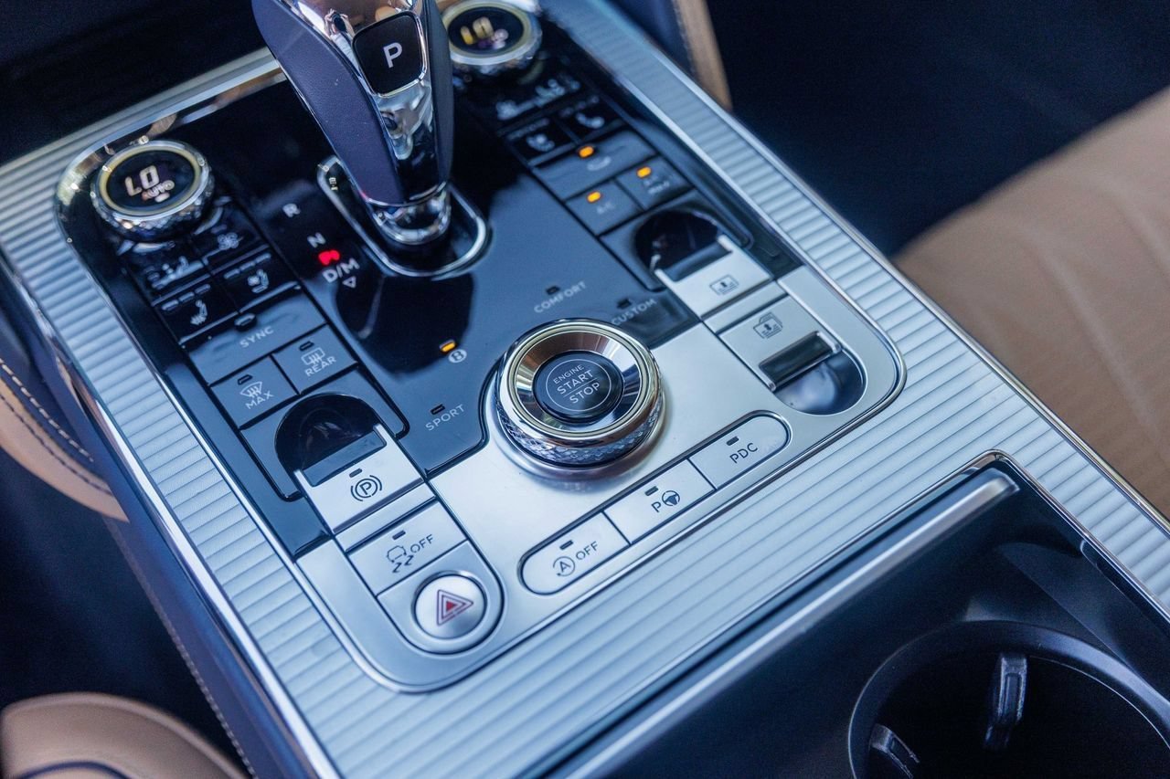 Certified 2023 Bentley Flying Spur W12 AWD/4WD image 43