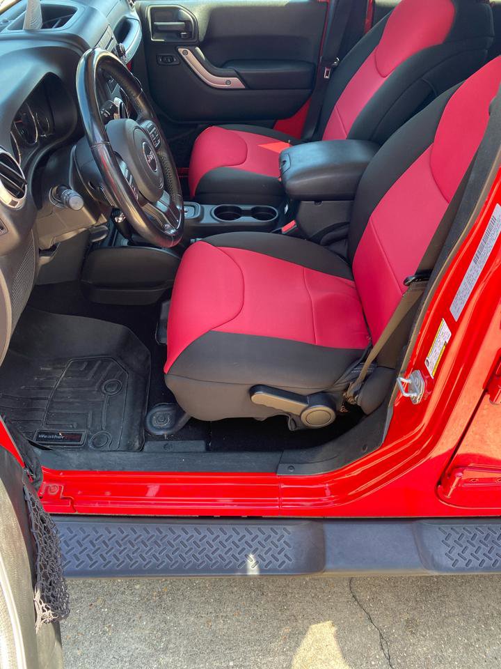 Used 2018 Jeep Wrangler Unlimited Sahara AWD/4WD image 26