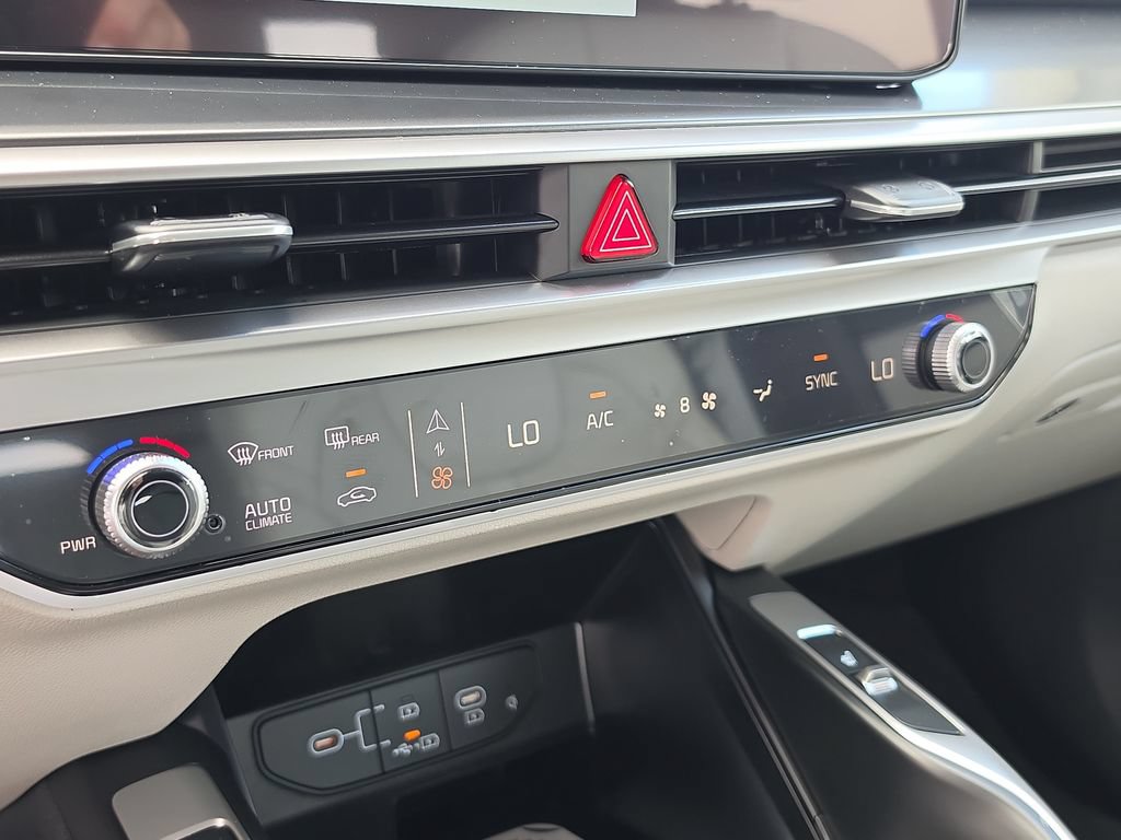 New 2026 Kia Sorento S FWD image 24