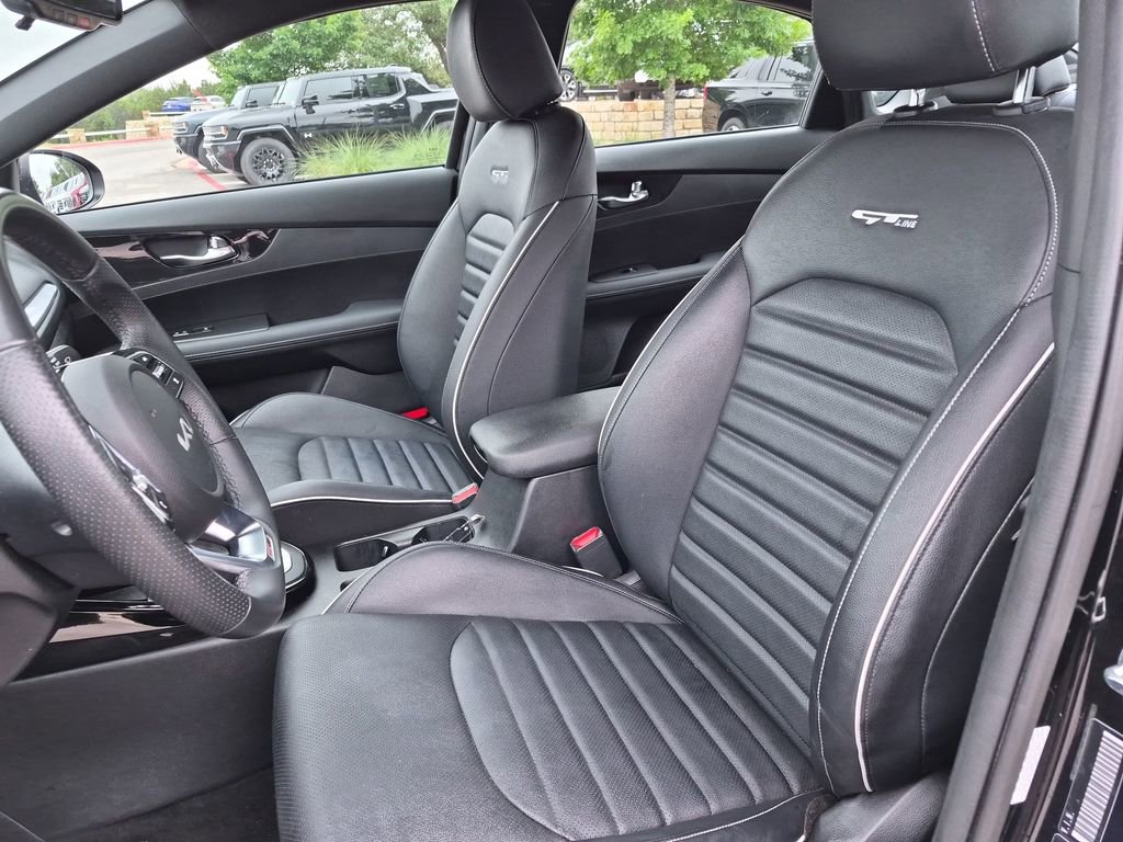 Used 2023 Kia Forte GT-Line w/ GT-Line Premium Package FWD image 18