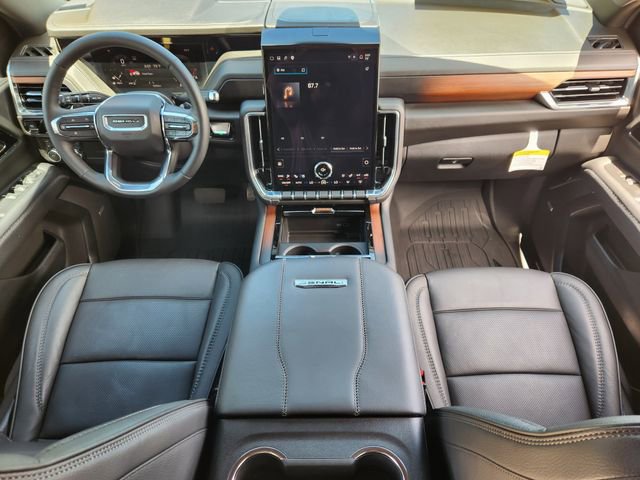 Used 2025 GMC Yukon Denali w/ Sun & Power Step Package AWD/4WD image 26