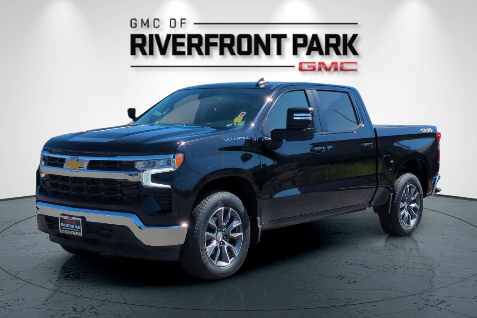 Used 2023 Chevrolet Silverado 1500 LT w/ All Star Edition Plus AWD/4WD image 7