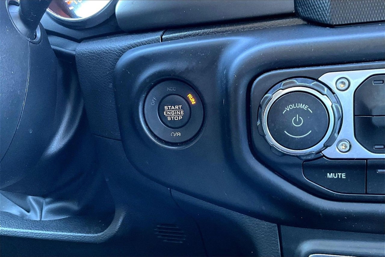 Certified 2022 Jeep Wrangler Unlimited Sport image 25