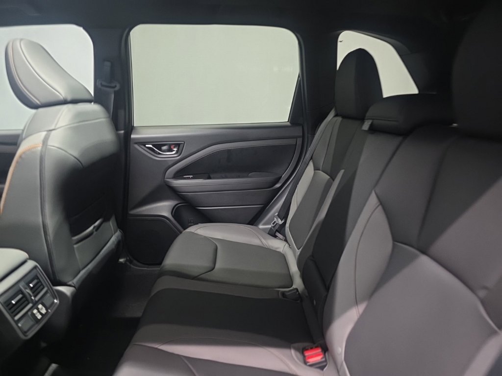 New 2026 Subaru Forester Sport w/ Onyx Edition AWD/4WD image 6