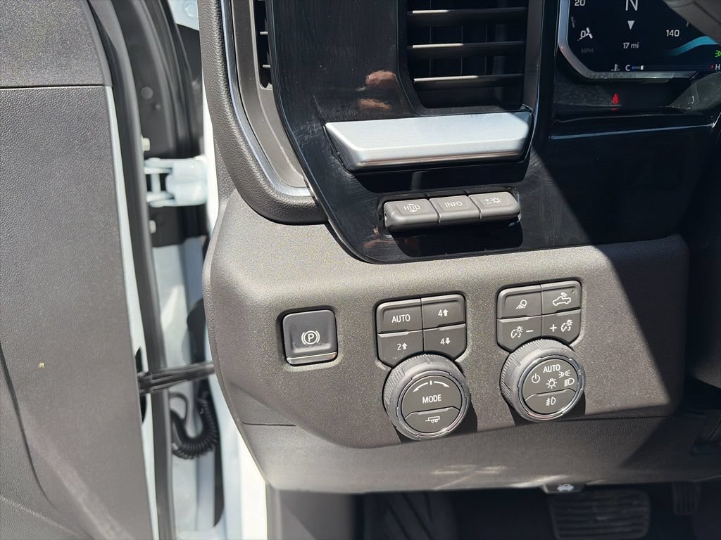 New 2026 Chevrolet Silverado 3500 High Country w/ High Country Premium Package AWD/4WD image 25