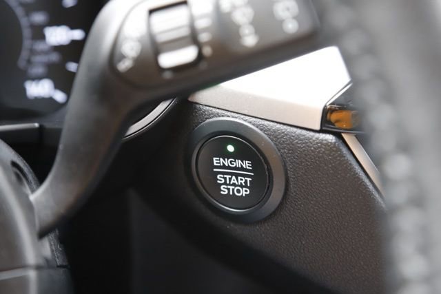 Used 2020 Ford Escape SEL image 25