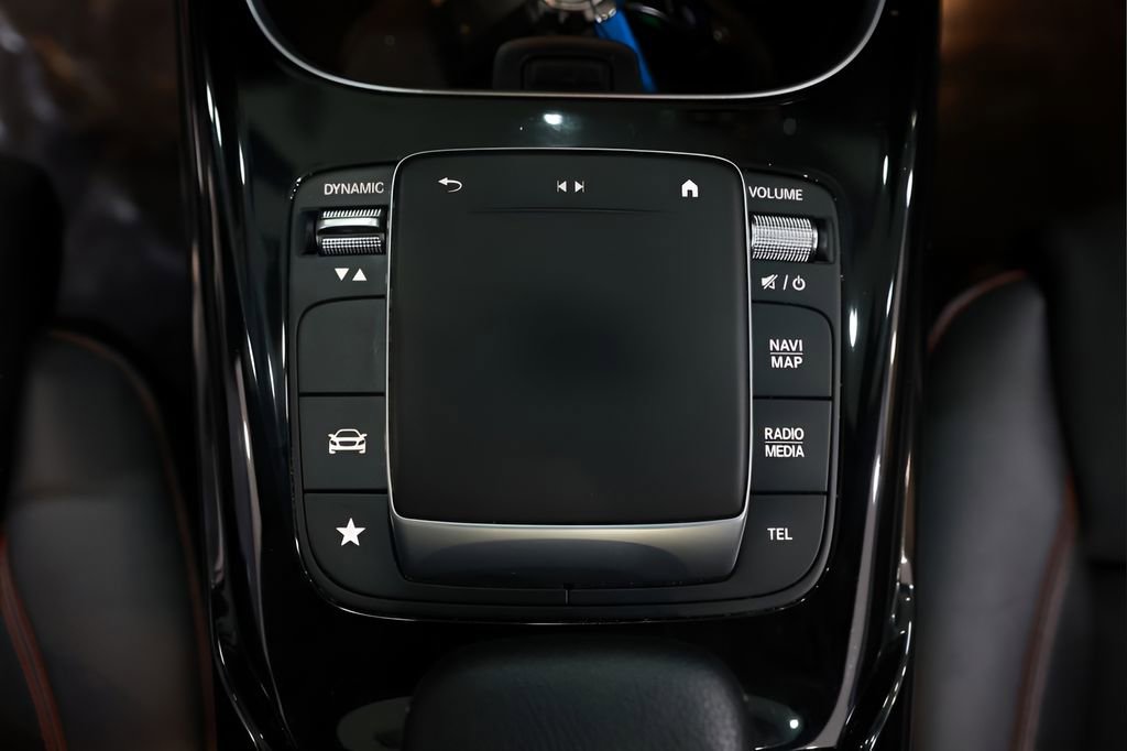 Used 2023 Mercedes-Benz CLA 35 AMG 4MATIC image 43