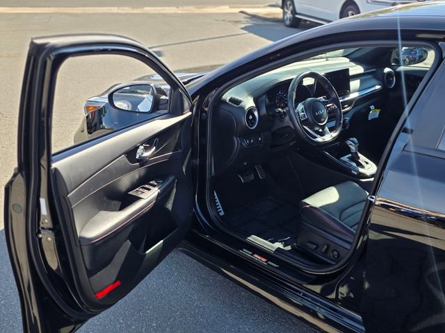 Used 2023 Kia Forte GT w/ GT2 Package image 40