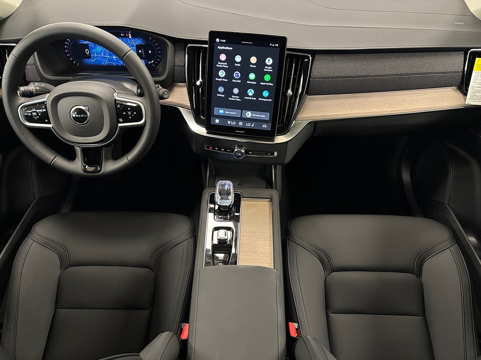 New 2026 Volvo XC90 B6 Plus w/ Protection Package Premier AWD/4WD image 15