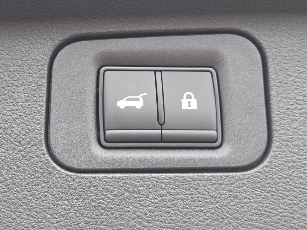 New 2026 Nissan Armada PRO-4X w/ Captain's Chari Seat Package AWD/4WD image 20