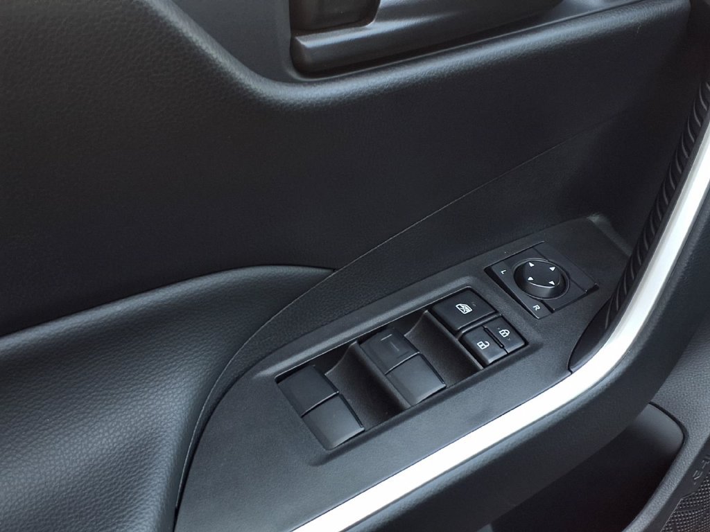 Certified 2025 Toyota RAV4 LE FWD image 20