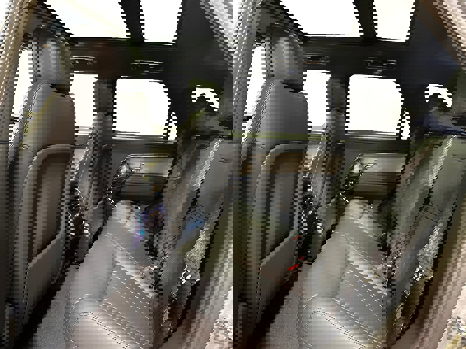 New 2025 Land Rover Range Rover Sport Dynamic SE image 18