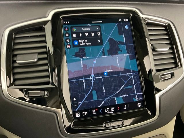 Certified 2024 Volvo XC90 T8 Ultimate w/ Protection Package Premier image 13