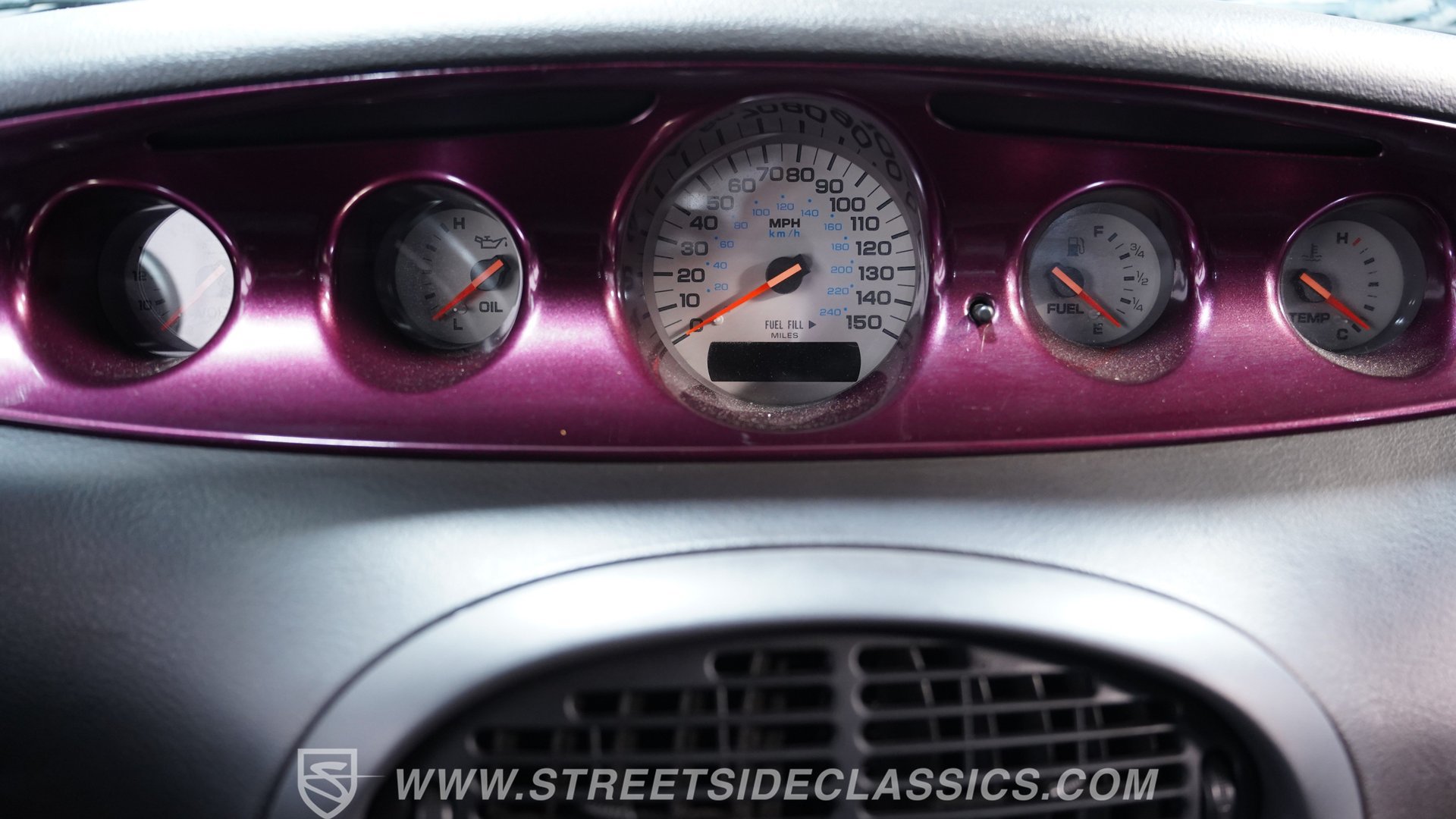 Used 1999 Plymouth Prowler RWD image 32