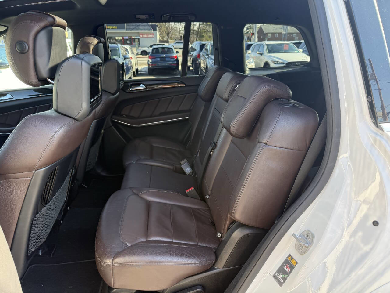 Used 2016 Mercedes-Benz GL 550 4MATIC image 7