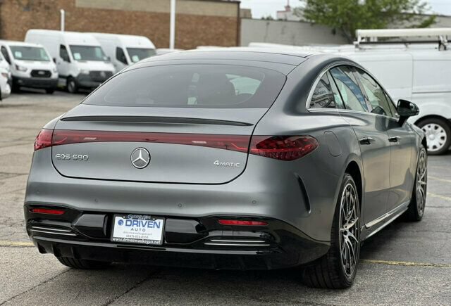 Used 2022 Mercedes-Benz EQS 580 4MATIC Sedan image 43