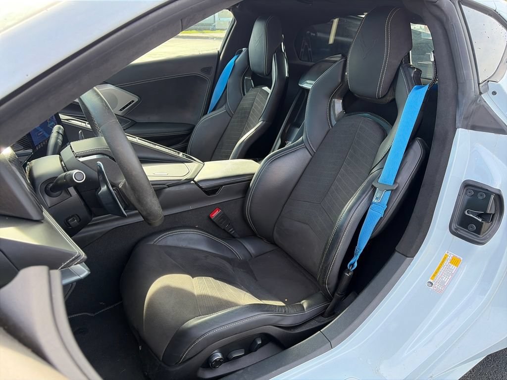Used 2021 Chevrolet Corvette Stingray Premium Cpe w/ Z51 Performance Package RWD image 25