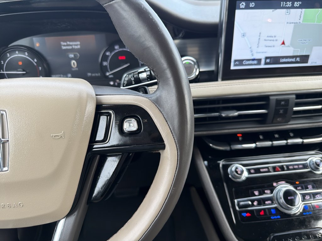 Used 2021 Lincoln Corsair AWD w/ Sport Package image 30