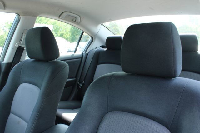 Used 2007 MAZDA MAZDA3 i Sport FWD image 13
