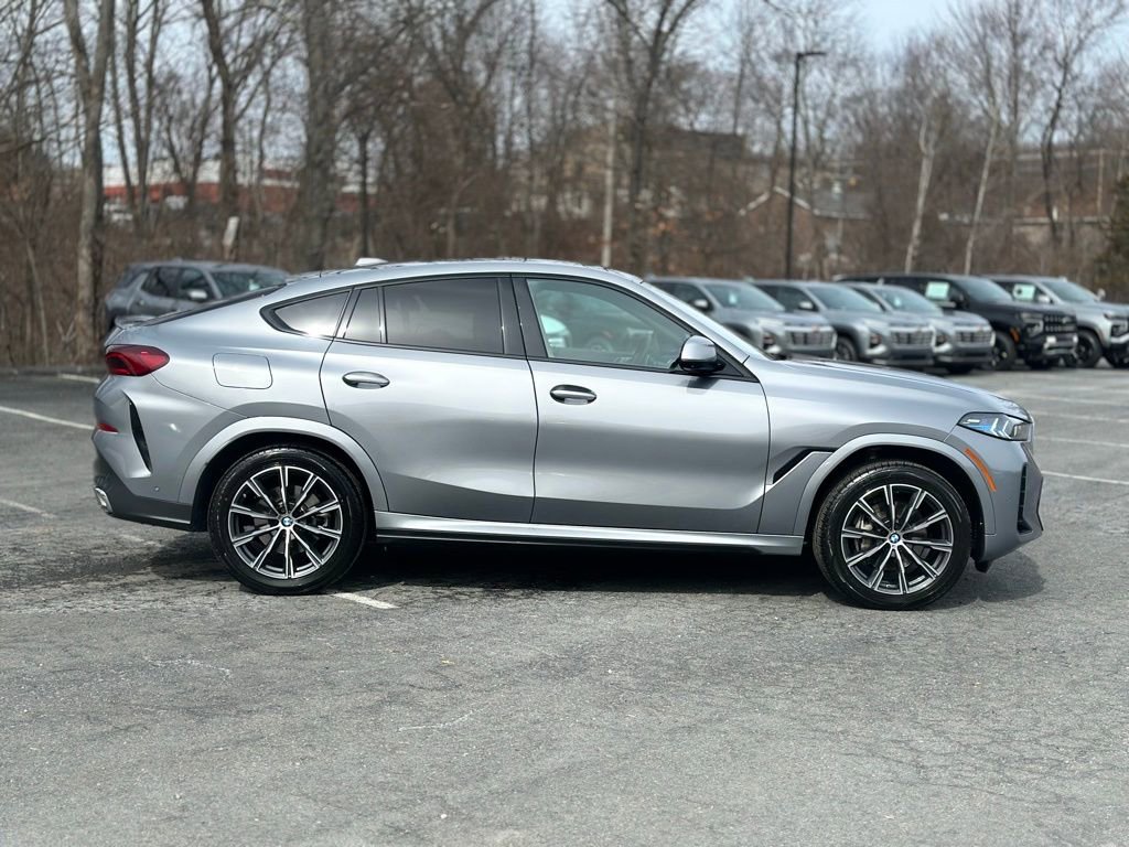 Certified 2025 BMW X6 xDrive40i image 8