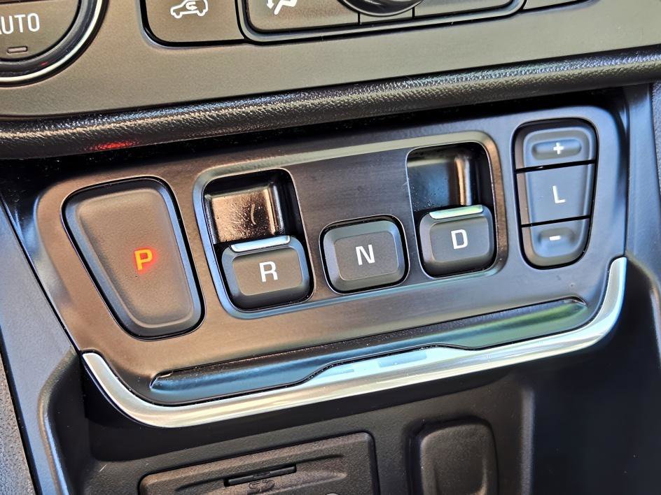 Used 2020 GMC Terrain SLT w/ Preferred Package image 24