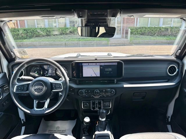 Used 2024 Jeep Wrangler High Altitude AWD/4WD image 34