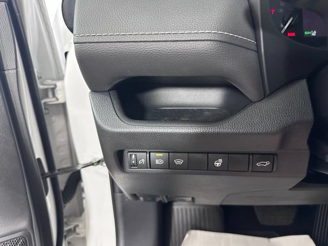 Used 2023 Toyota RAV4 XLE Premium AWD/4WD image 24