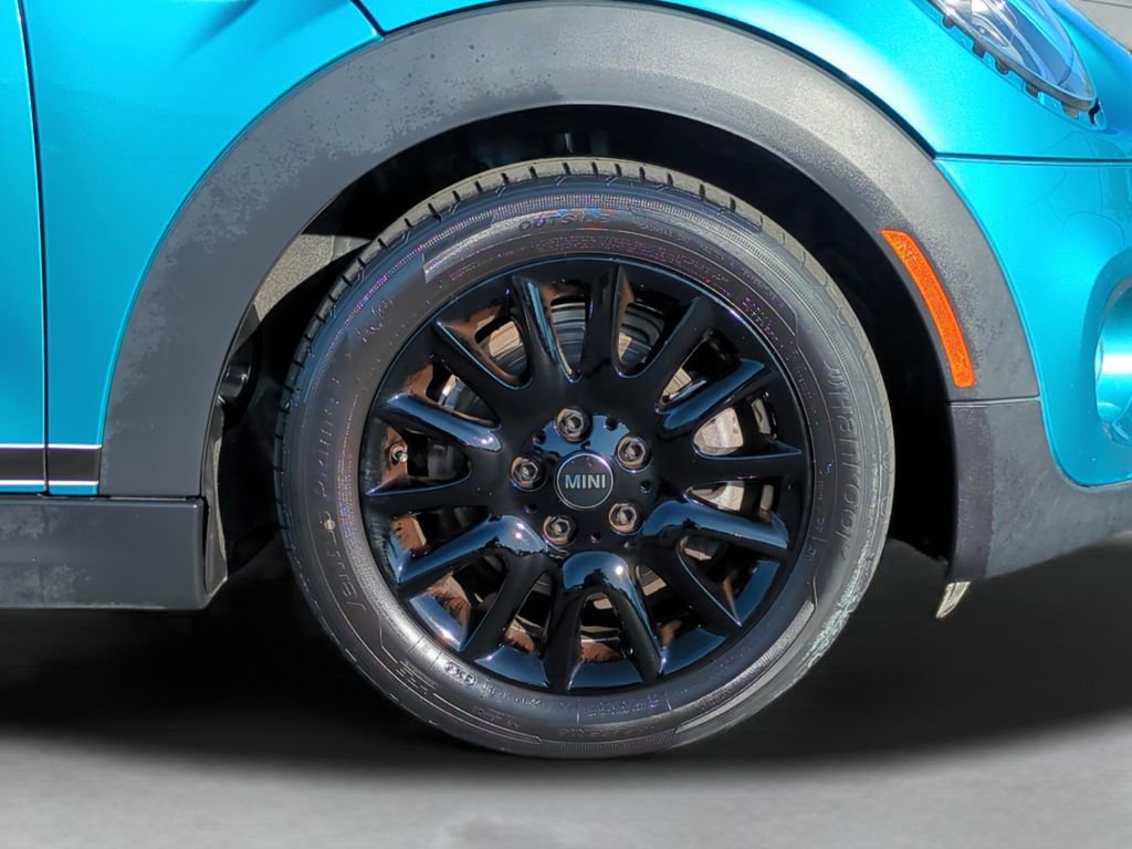 Used 2020 MINI Cooper Convertible w/ Signature Upholstery Package image 26