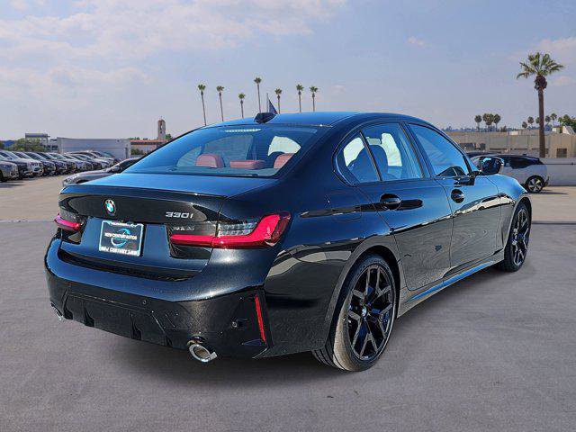 New 2026 BMW 330i Sedan w/ M Sport Package image 5