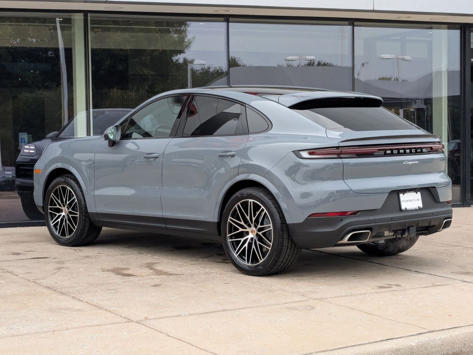 New 2026 Porsche Cayenne Coupe image 3