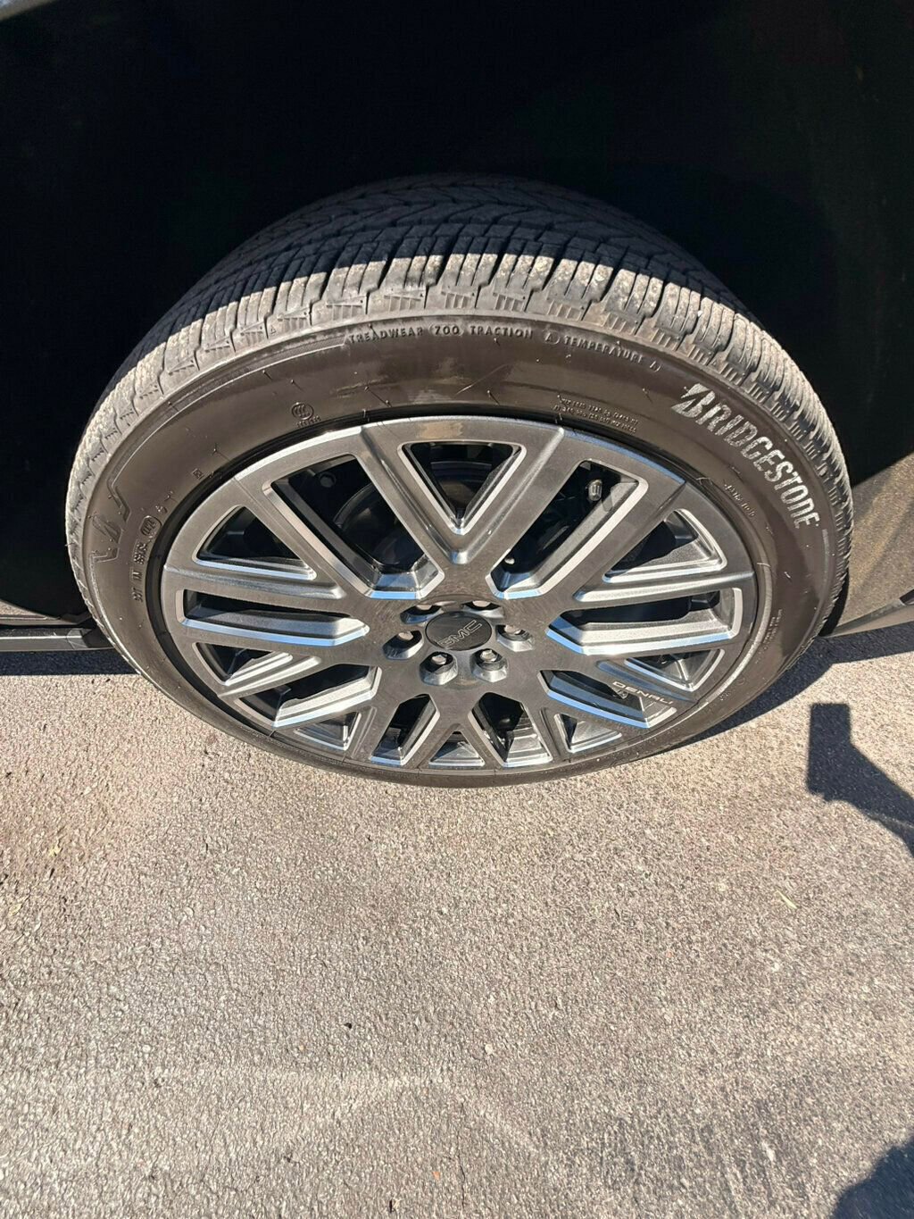 Used 2025 GMC Yukon XL Denali Ultimate image 36