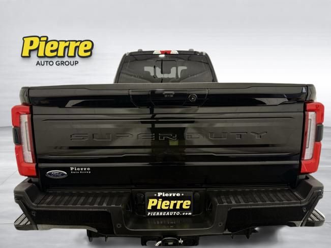 Used 2026 Ford F450 Platinum w/ FX4 Off-Road Package AWD/4WD image 3