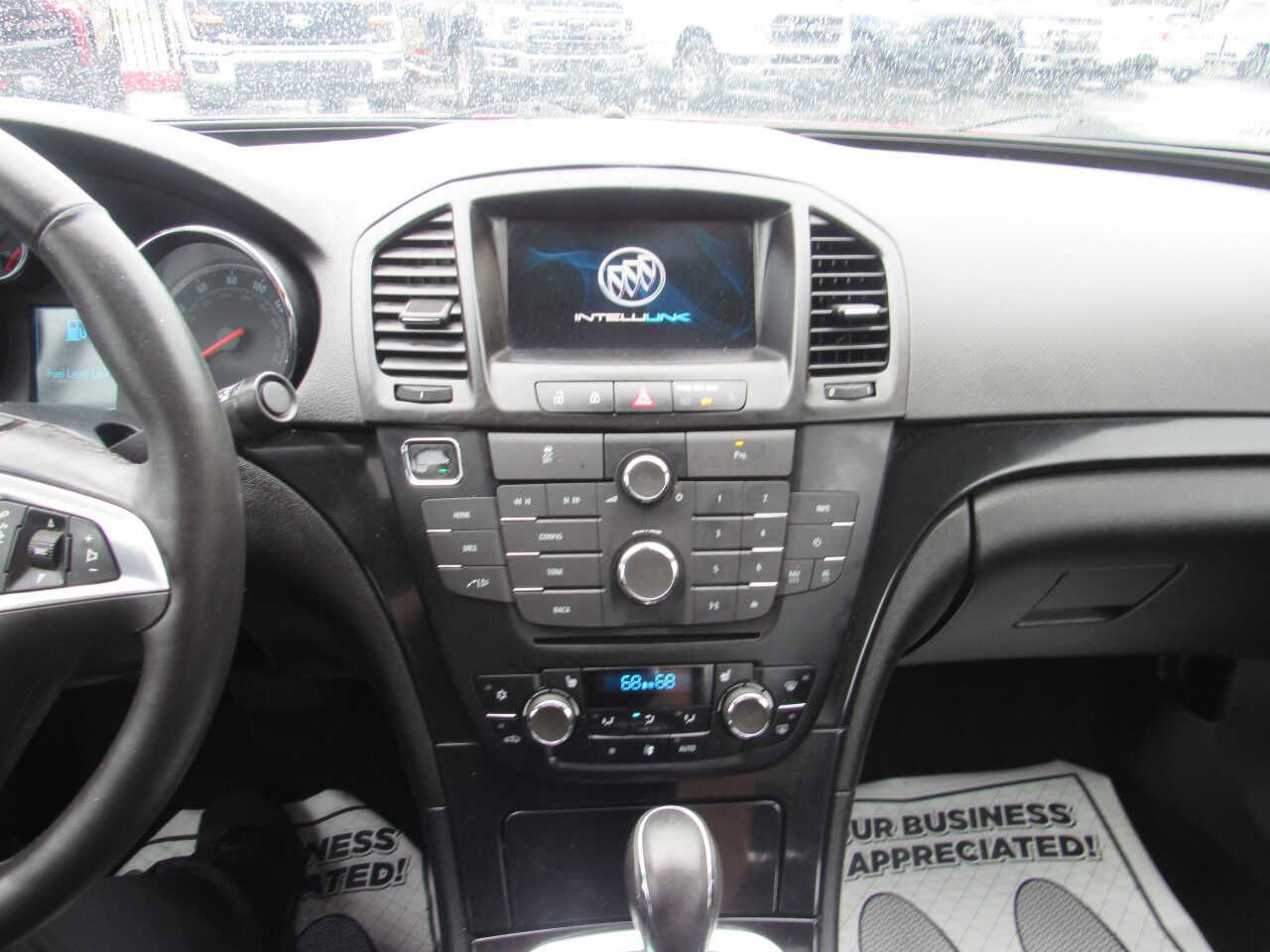 Used 2013 Buick Regal Premium image 12