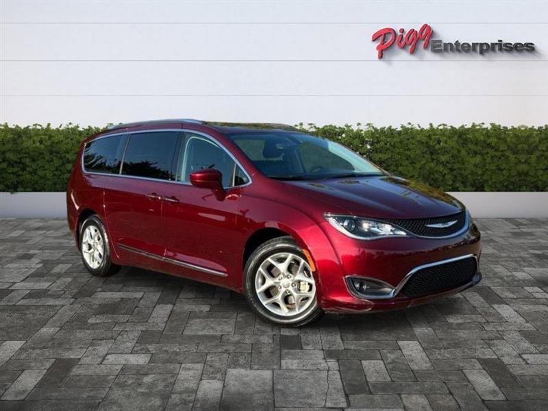 Used 2020 Chrysler Pacifica Touring-L w/ Tire & Wheel Group FWD image 56