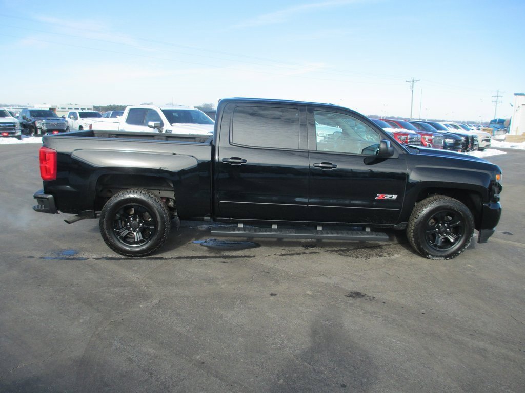 Used 2017 Chevrolet Silverado 1500 LTZ Z71 w/ LTZ Plus Package image 2