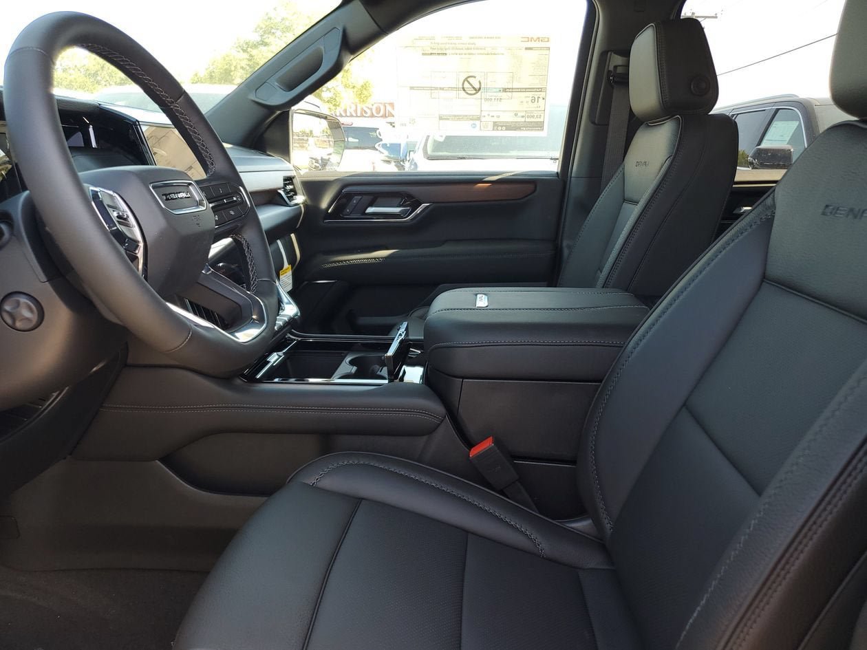 New 2026 GMC Yukon XL Denali RWD image 19