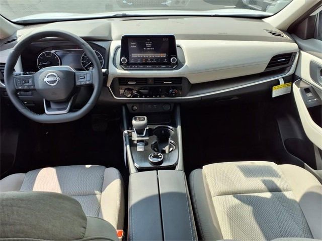 New 2025 Nissan Rogue SV image 6