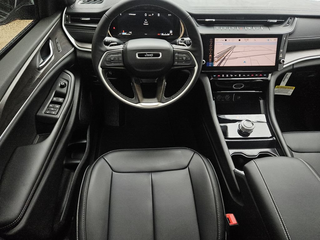 New 2026 Jeep Grand Cherokee Limited w/ Limited Altitude Package RWD image 10
