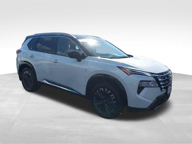 Certified 2026 Nissan Rogue Platinum w/ Platinum Premium Package AWD/4WD image 7